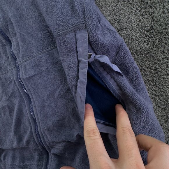 Patagonia Synchilla Women Purple Medium Fleece Full Zip Jacket Outdoors Pockets - Picture 10 of 15
